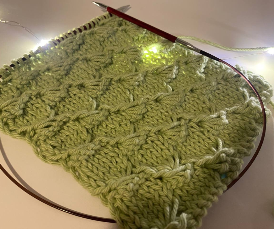 Long stitch knitting pattern