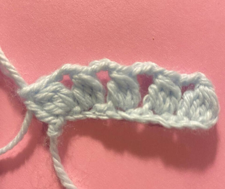 How to do a 3 Double Crochet Cluster?