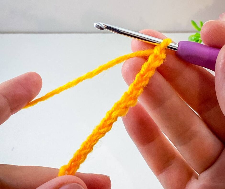 How to Crochet Double Crochet - Chain